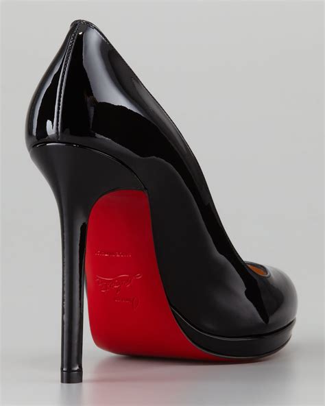 louboutin red sole shoes